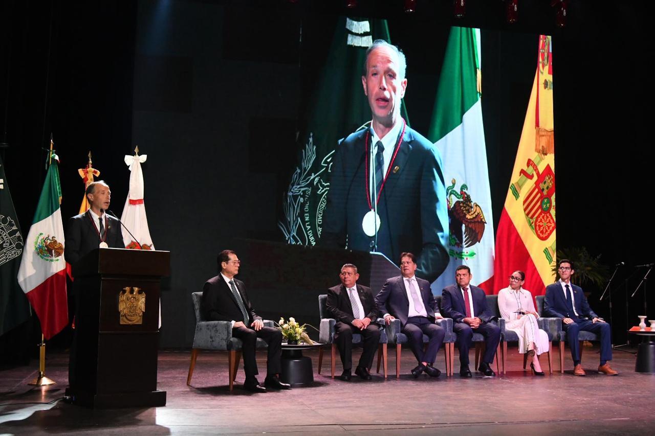 El Dr. Francesc Torralba, investit Doctor Honoris Causa per la Universidad Juárez Autónoma de Tabasco